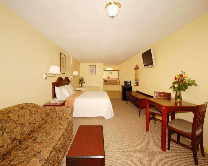 Red Roof Inn Memphis - Graceland Airport Exterior foto